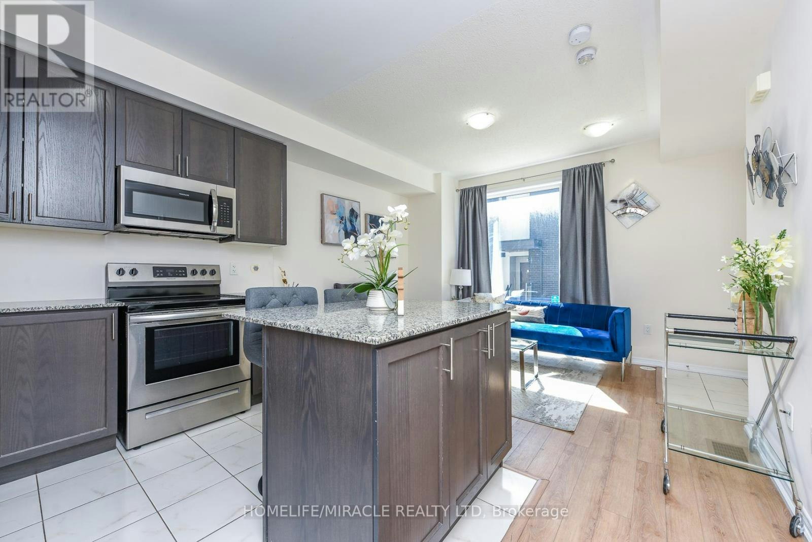 122-32 Fieldway Road, Toronto, ON, M8Z 0E3 - 19