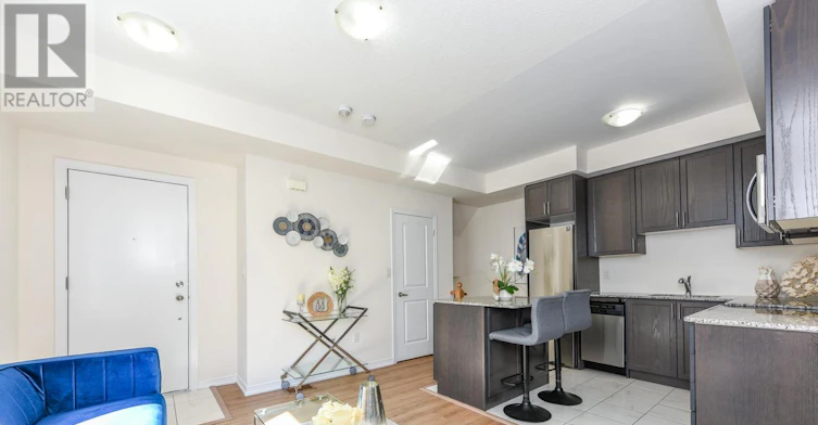 122-32 Fieldway Road, Toronto, ON, M8Z 0E3 - 9