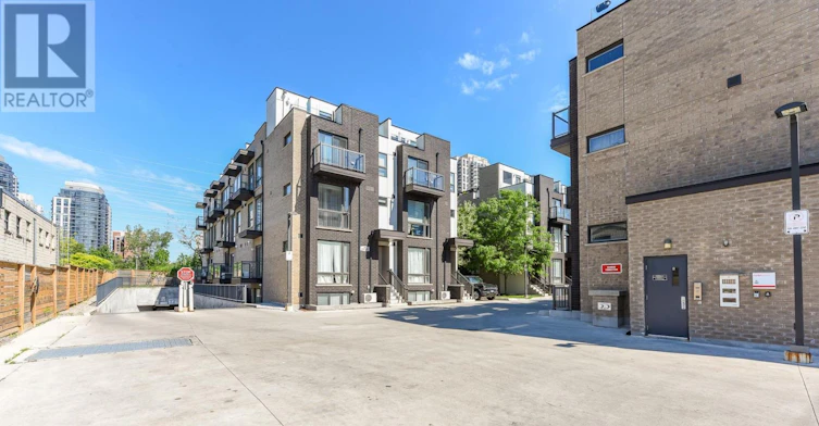 122-32 Fieldway Road, Toronto, ON, M8Z 0E3 - 7