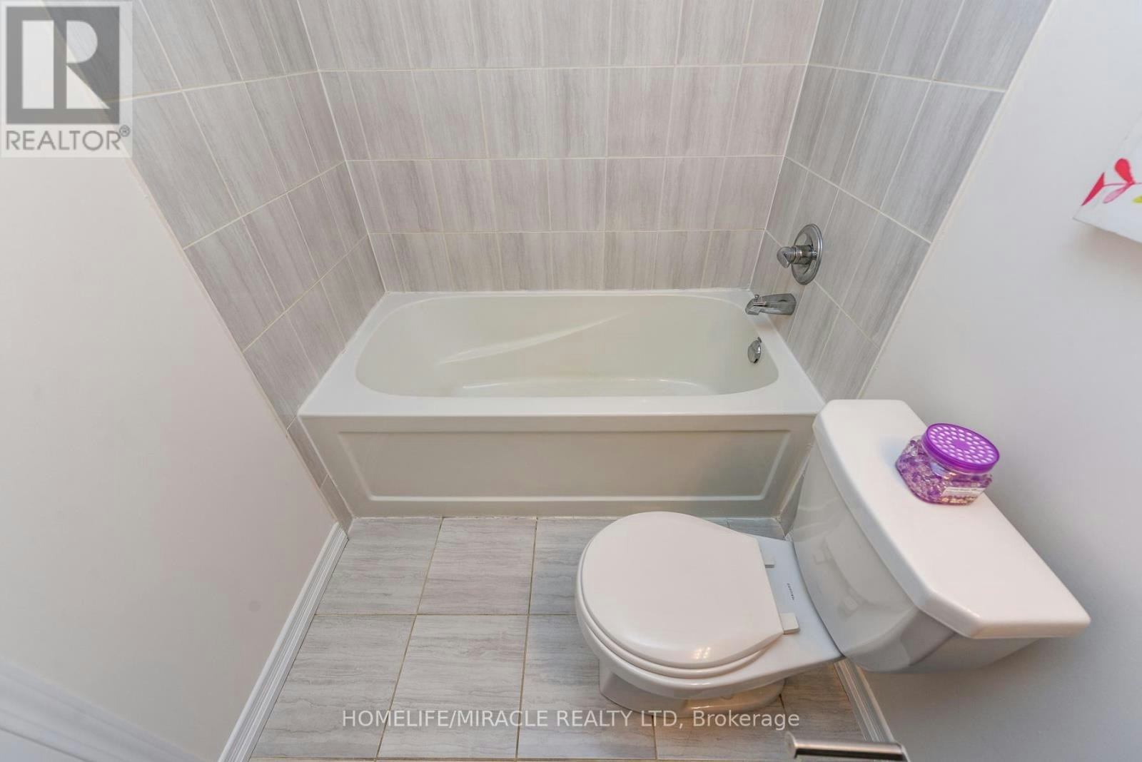 122-32 Fieldway Road, Toronto, ON, M8Z 0E3 - 27