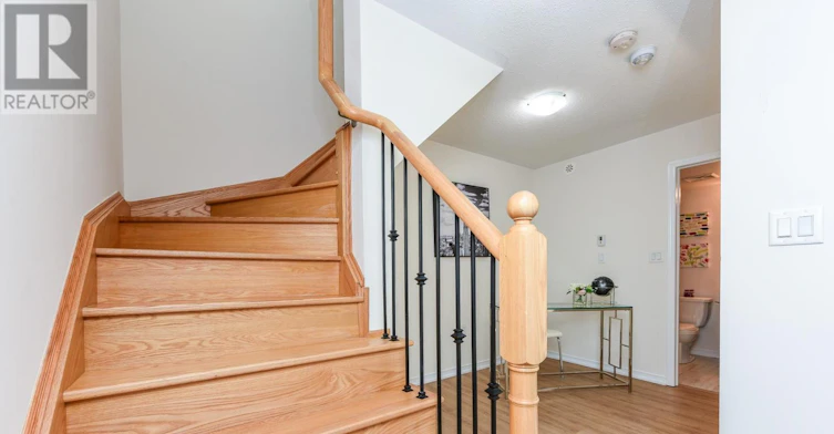 122-32 Fieldway Road, Toronto, ON, M8Z 0E3 - 23