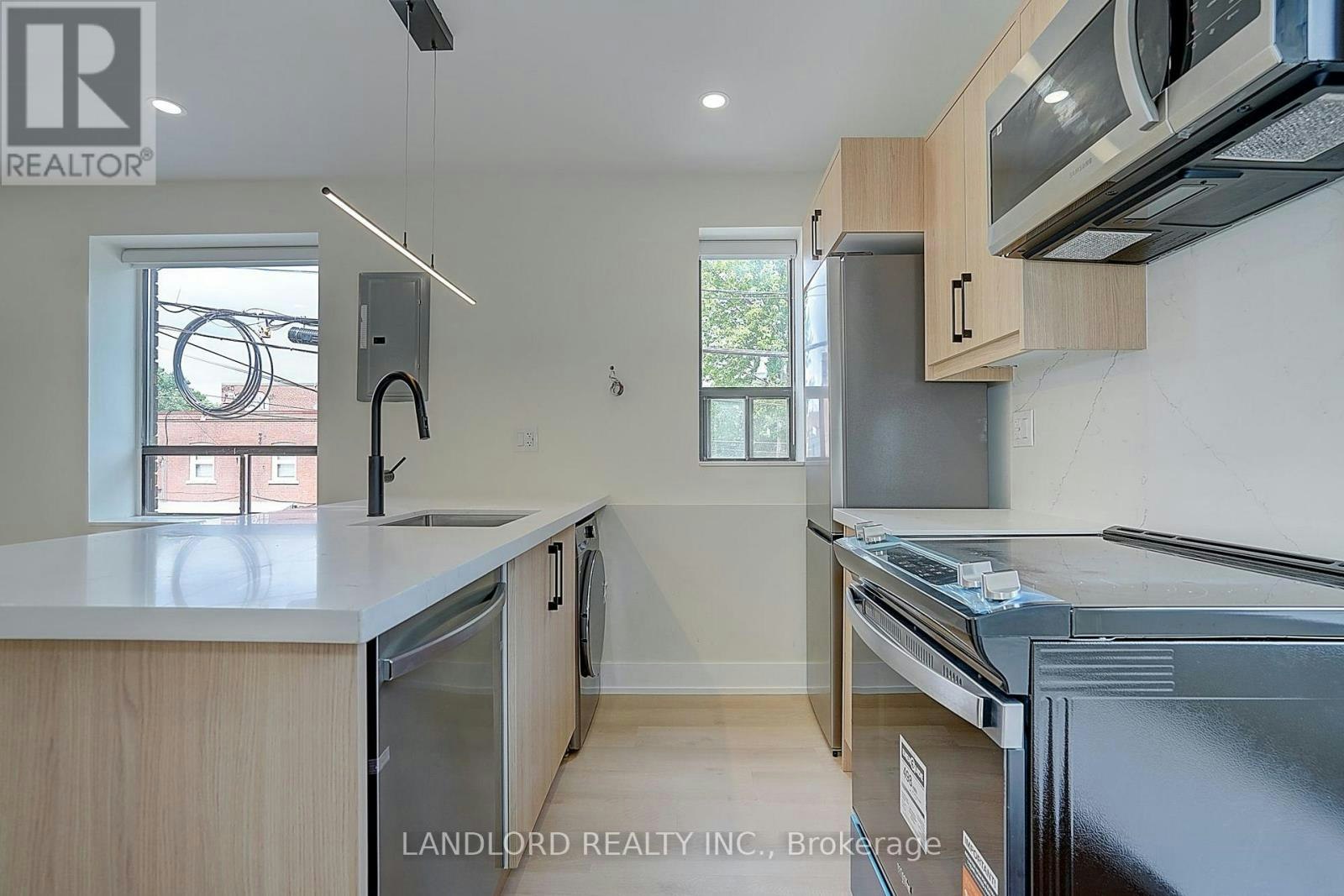 201-240 Durie Street, Toronto, ON, M6S 3G1 - 15