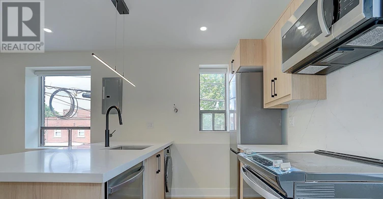 201-240 Durie Street, Toronto, ON, M6S 3G1 - 15