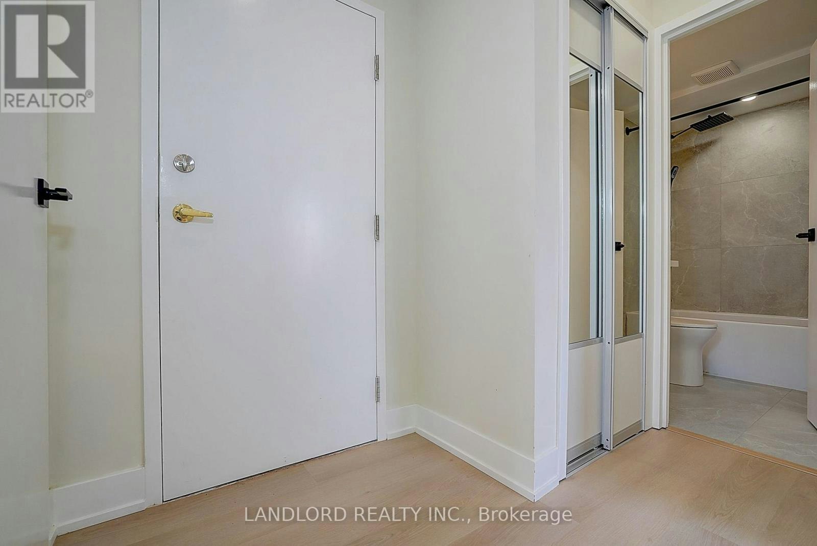 201-240 Durie Street, Toronto, ON, M6S 3G1 - 4