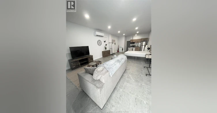 MAIN-806 Ottawa Street, Windsor, ON, N8X 2C6 - 3