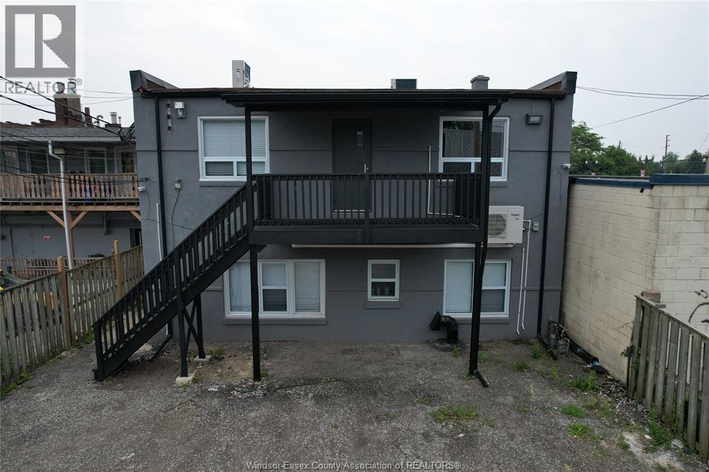 MAIN-806 Ottawa Street, Windsor, ON, N8X 2C6 - 12