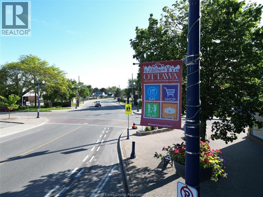 MAIN-806 Ottawa Street, Windsor, ON, N8X 2C6 - 13