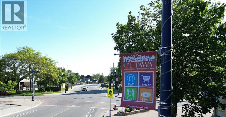 MAIN-806 Ottawa Street, Windsor, ON, N8X 2C6 - 13