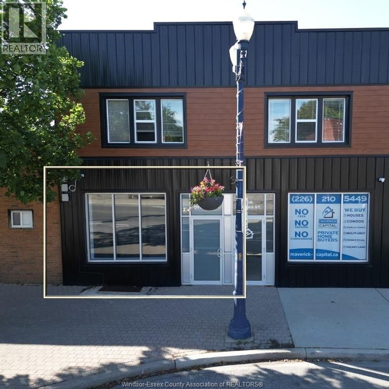 MAIN-806 Ottawa Street, Windsor, ON, N8X 2C6 - 2
