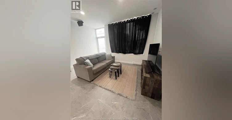 MAIN-806 Ottawa Street, Windsor, ON, N8X 2C6 - 5