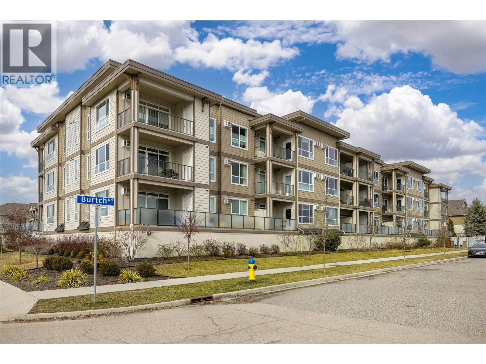 306-3090 Burtch Road - 2
