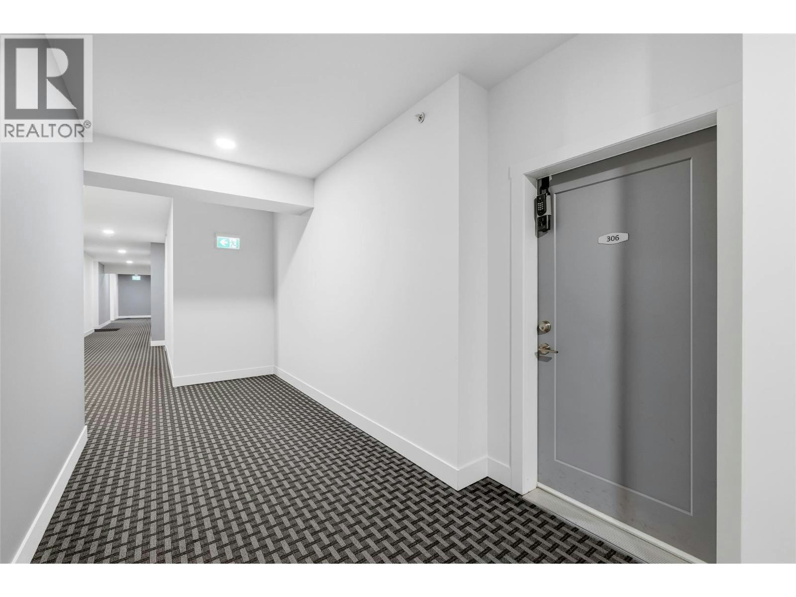 306-3090 Burtch Road - 5