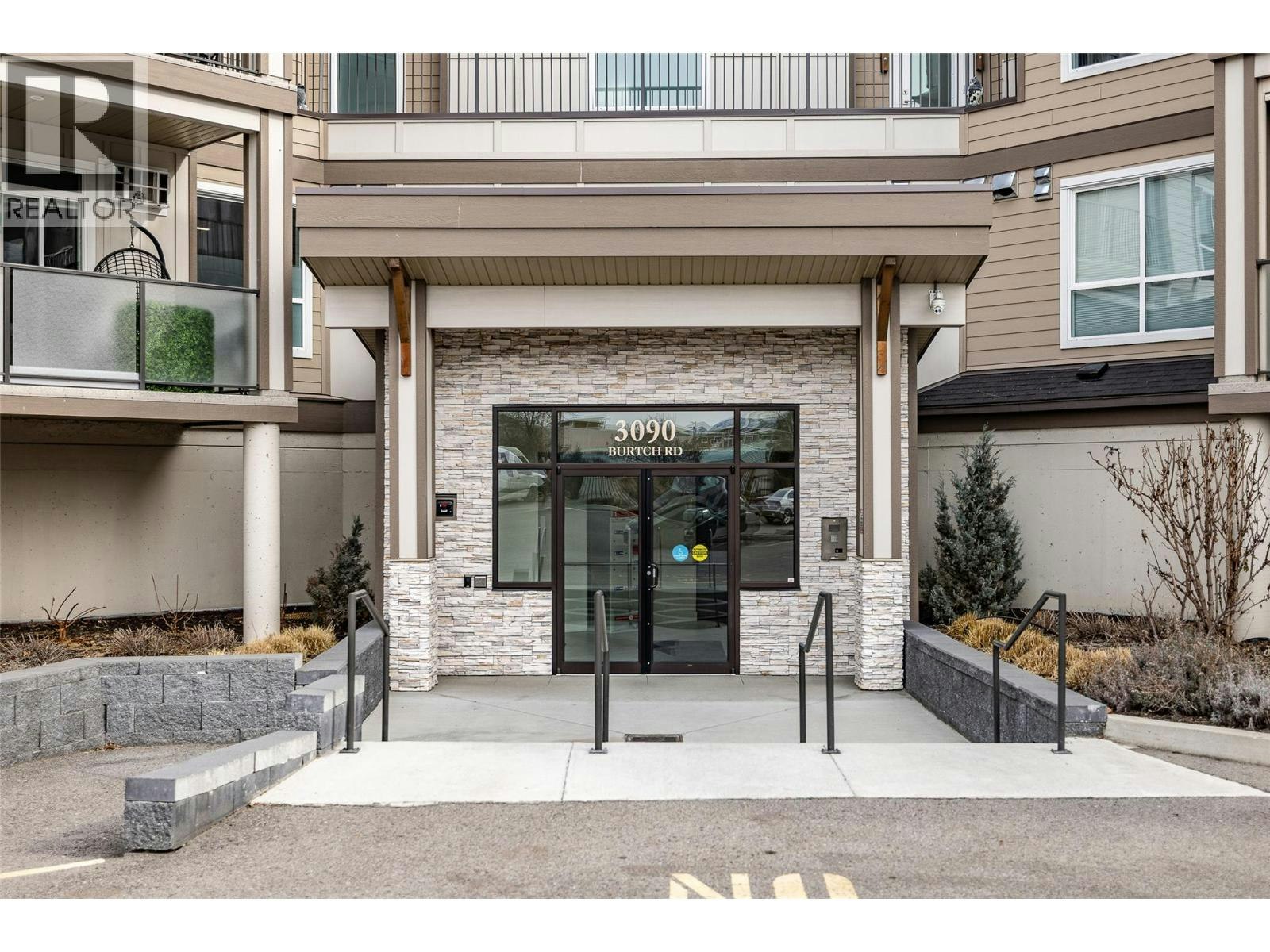 306-3090 Burtch Road - 4