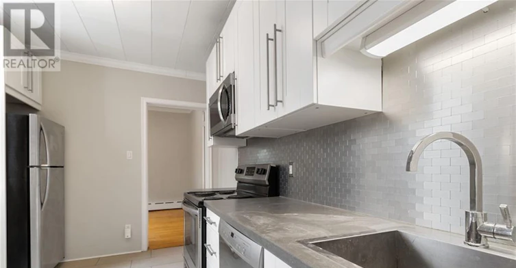2-217 Bruyere Street, Ottawa, ON, K1N 5E4 - 8