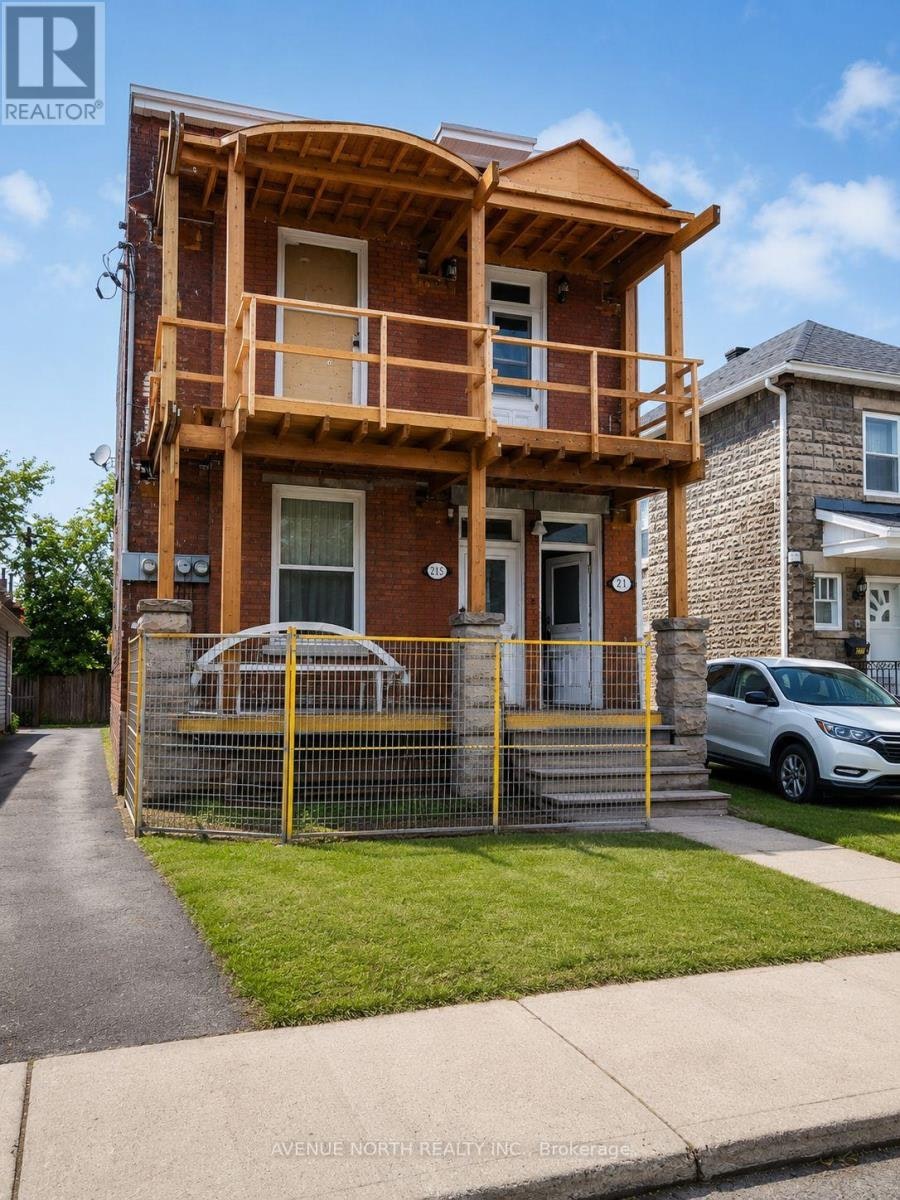 2-217 Bruyere Street, Ottawa, ON, K1N 5E4