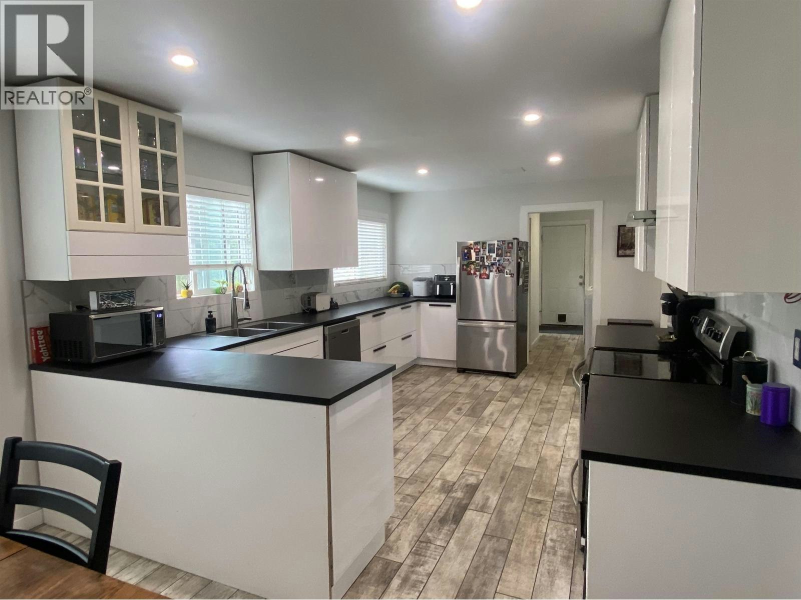 4725 Mcconnell Avenue - 4