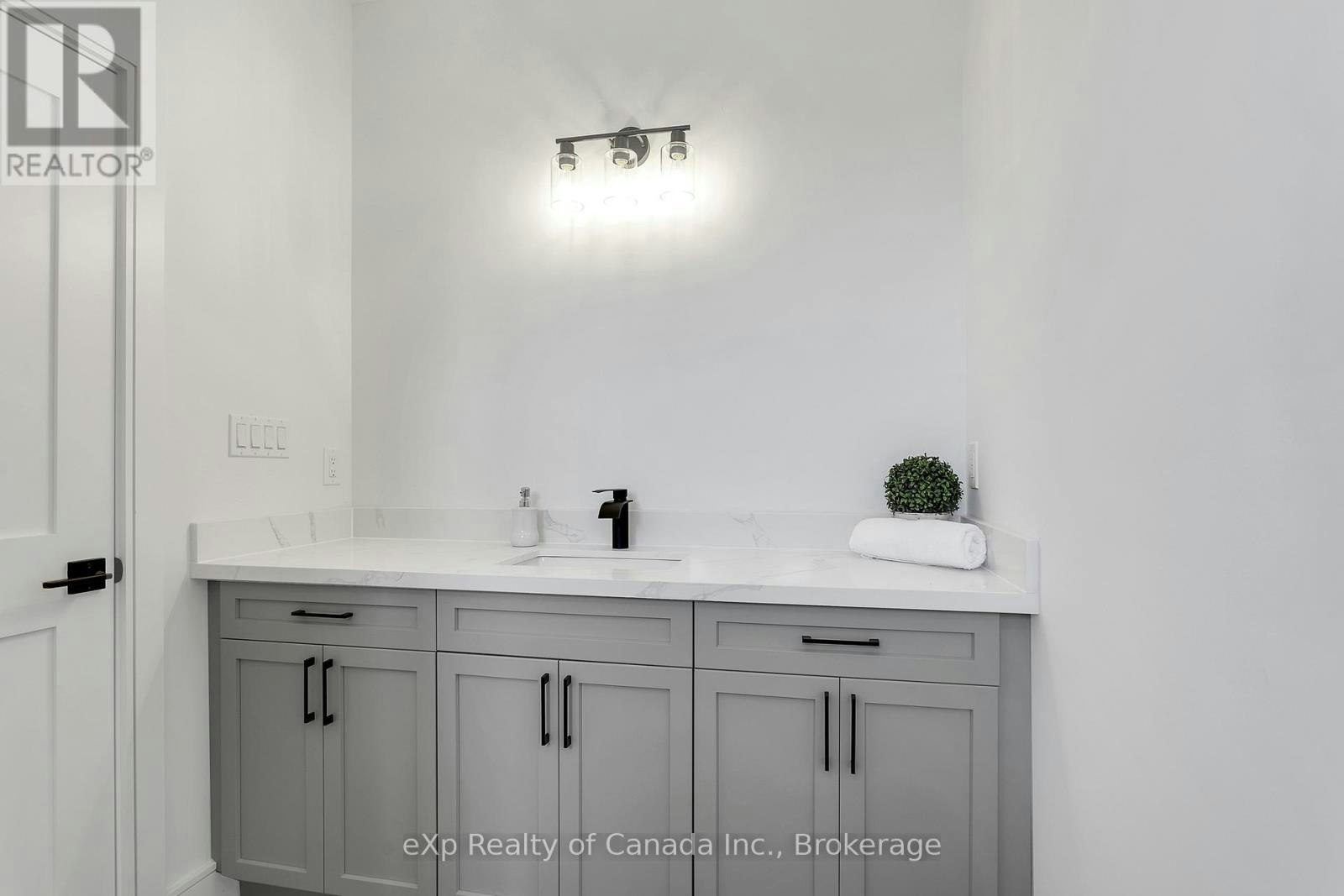 9 Clover Lane, Norwich, ON, N0J 1R0 - 27