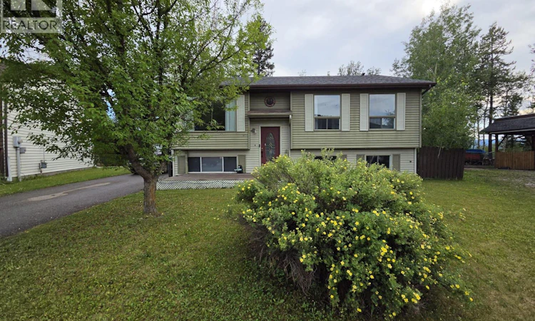 16 Kiskatinaw Place