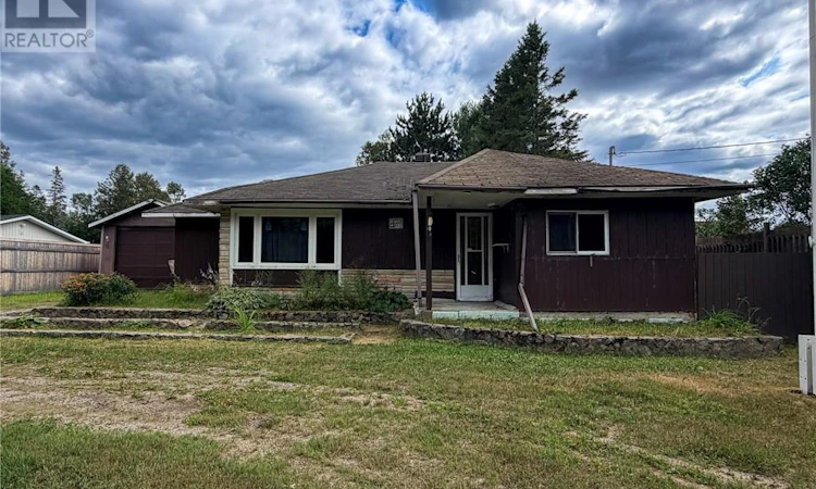 63 Larchmount