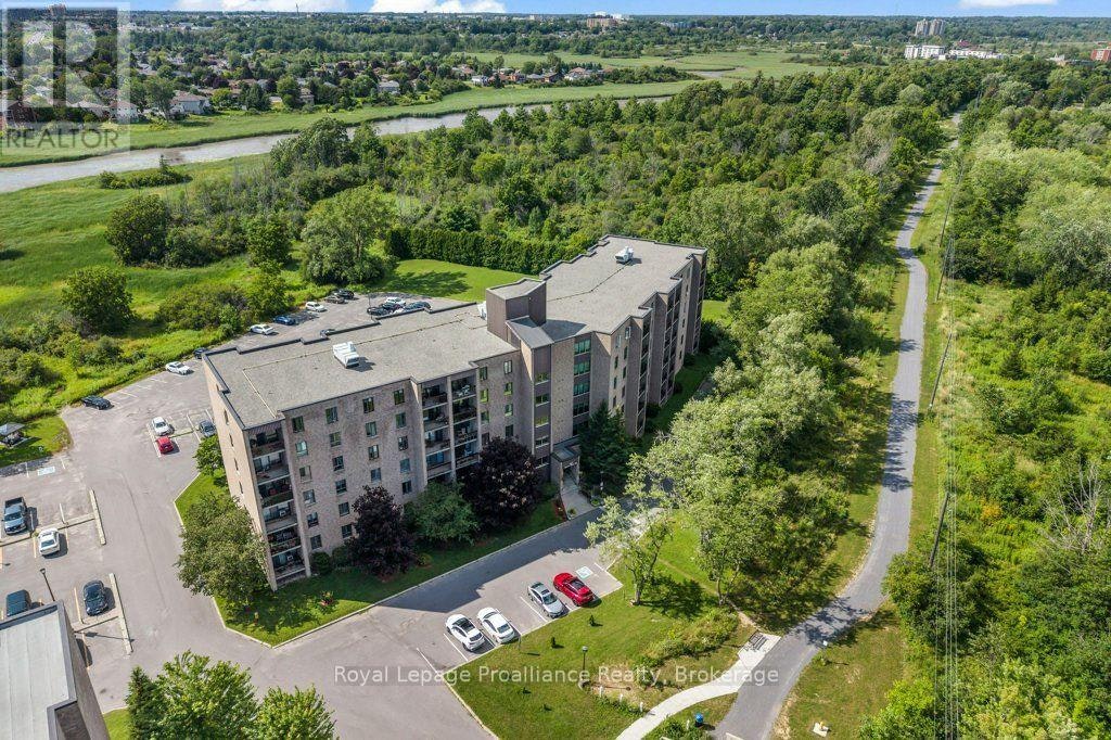 509-358 Queen Mary Road, Kingston, ON, K7M 7E8