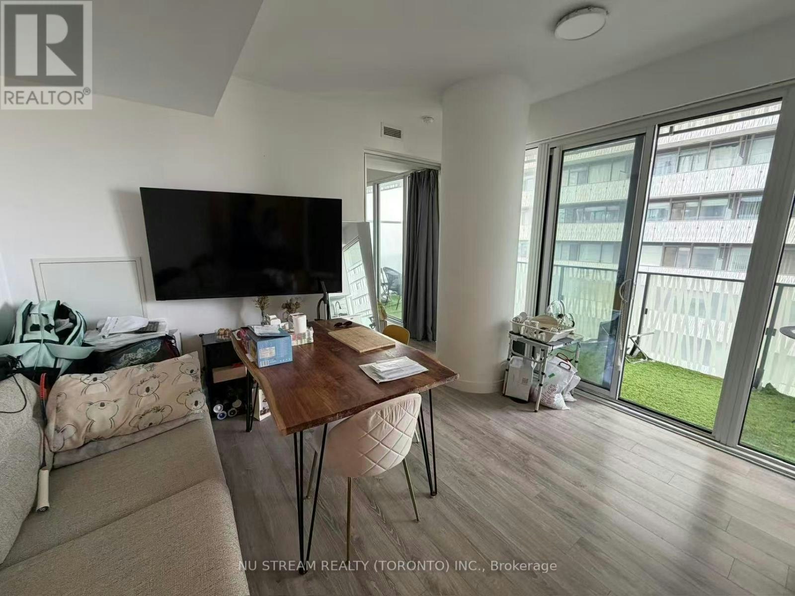 4501-42 Charles Street E, Toronto, ON, M4Y 0B7 - 6