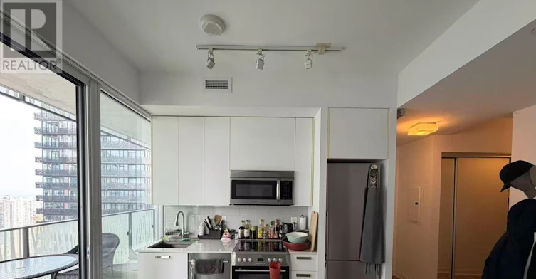 4501-42 Charles Street E, Toronto, ON, M4Y 0B7 - 5