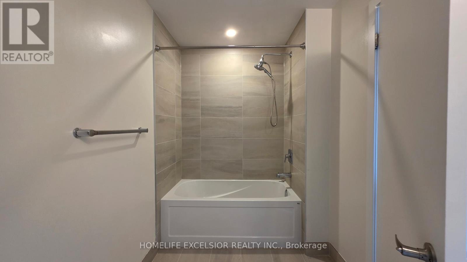 829-188 Fairview Mall Drive, Toronto, ON, M2J 0H7 - 12