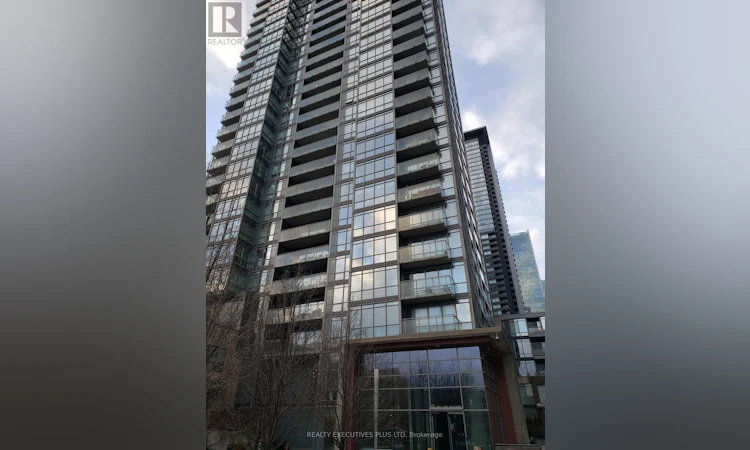 LOCKER 148-15 Fort York Boulevard