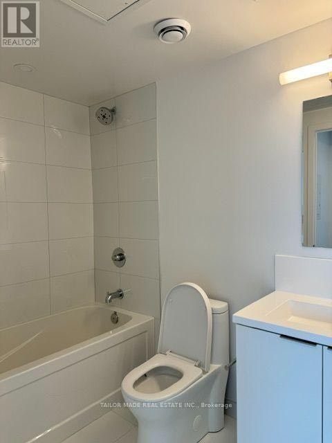 1802-238 Simcoe Street, Toronto, ON, M5T 0E2 - 8