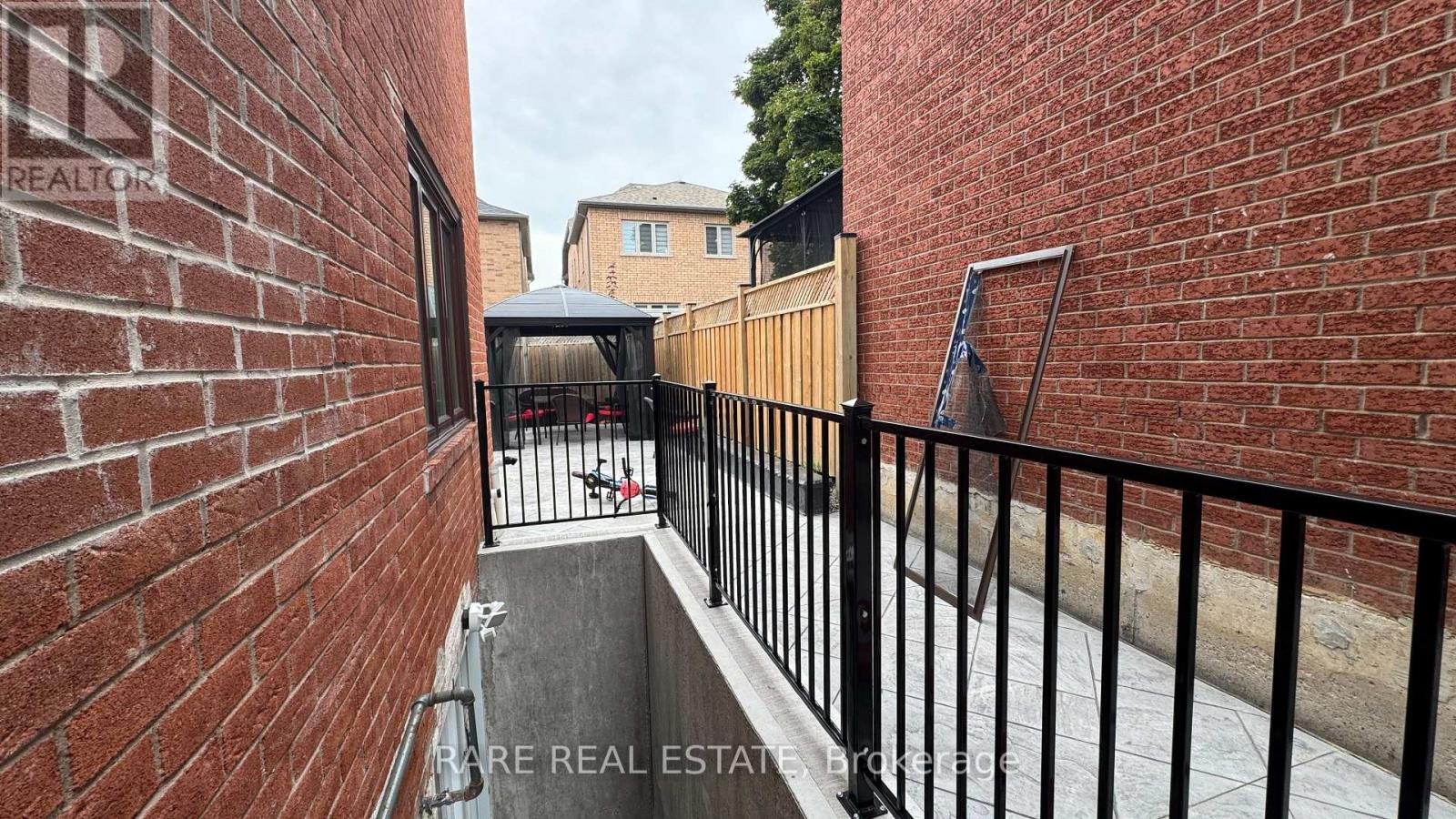 LOWER-1671 Major Oaks Road, Pickering, ON, L1X 1Z1 - 21
