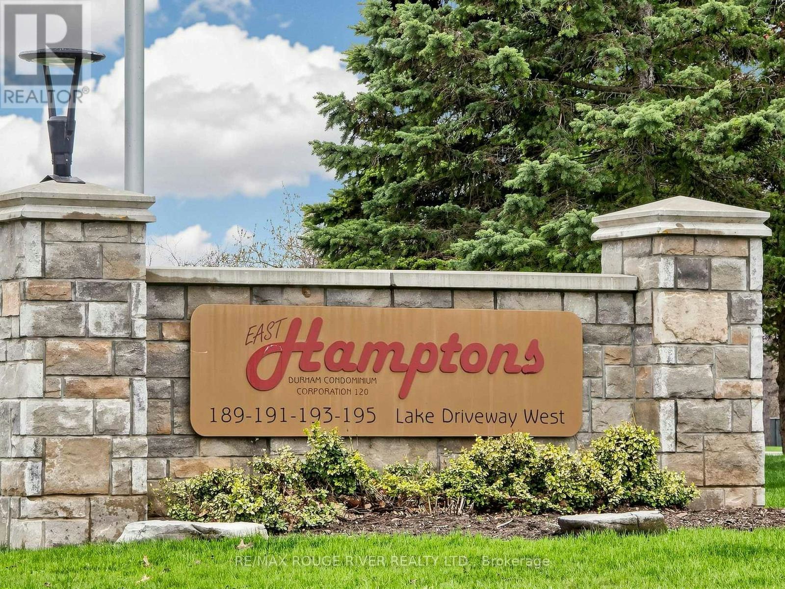 315-191 Lake Driveway W, Ajax, ON, L1S 7H9