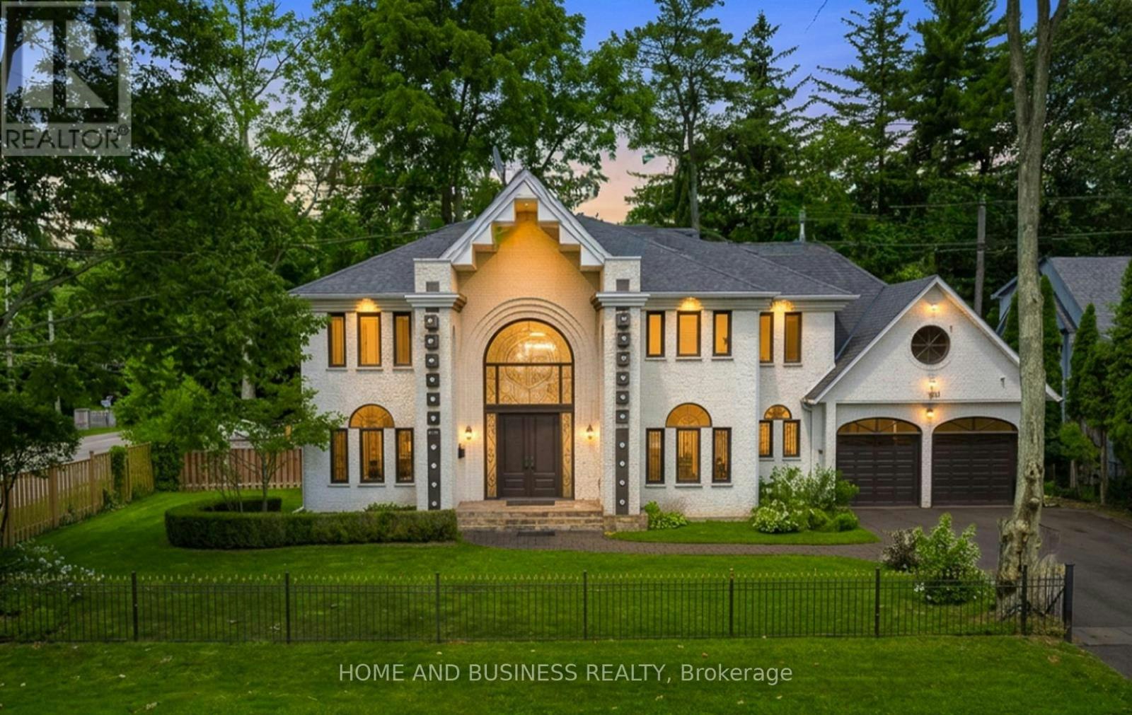 1755 Birchwood Drive, Mississauga, ON, L5J 1T7