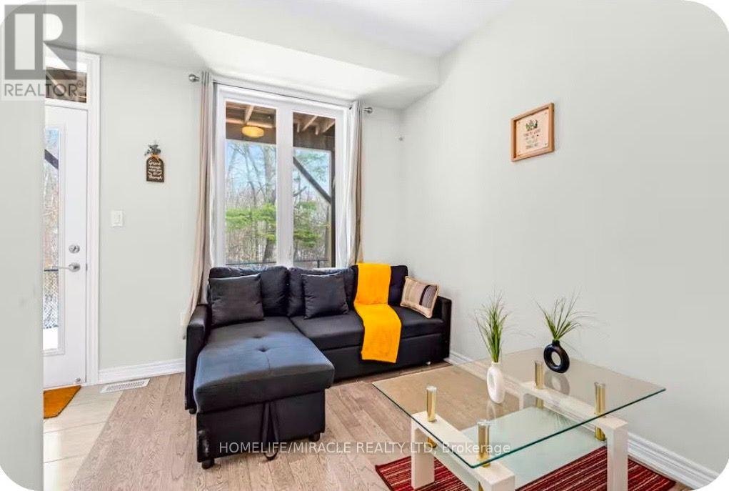 27 Folcroft Street, Brampton, ON, L6Y 6L3