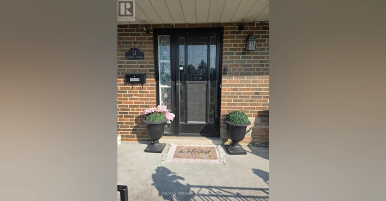 MAIN-21 Elnathan Crescent, Toronto, ON, M9L 2G2 - 2