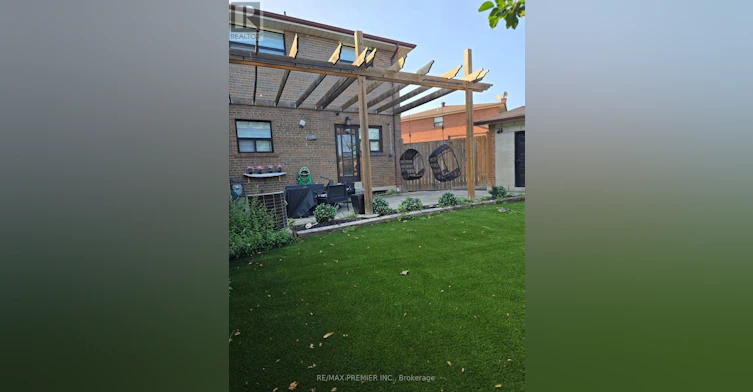 MAIN-21 Elnathan Crescent, Toronto, ON, M9L 2G2 - 24