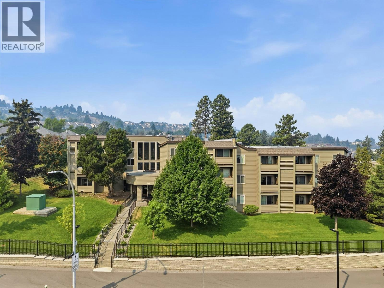 224-1560 Summit Drive, Kamloops, BC, V2E 1R5
