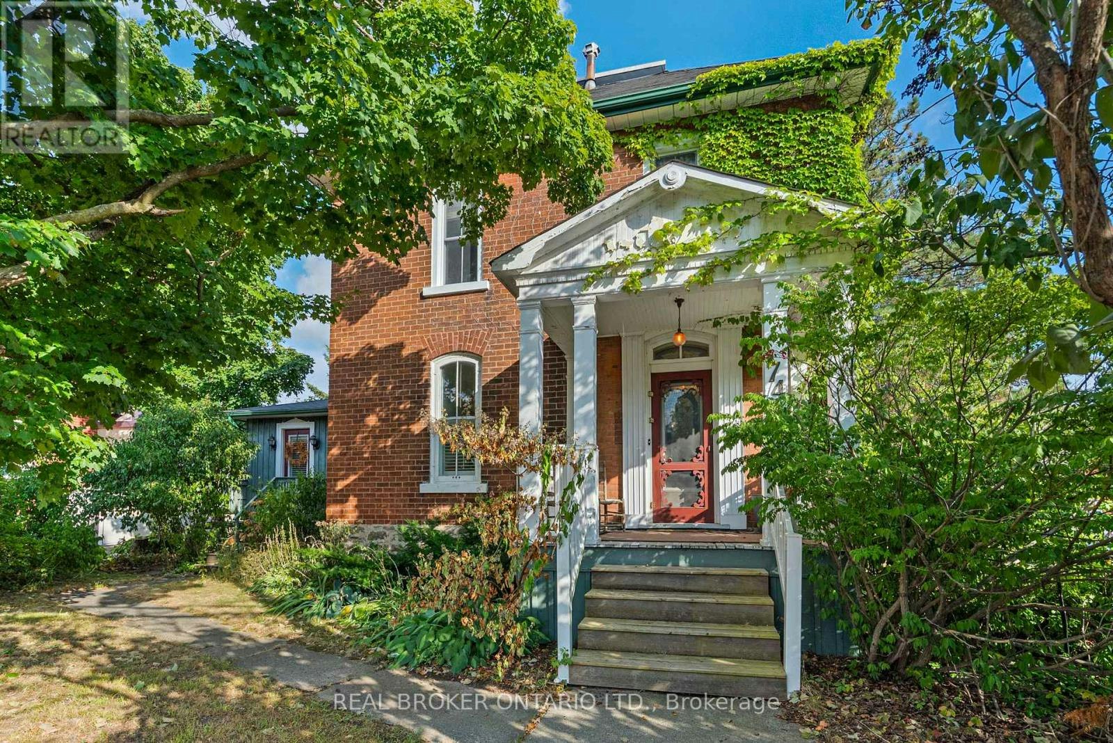 74 Lake Avenue W, Carleton Place, ON, K7C 1L6