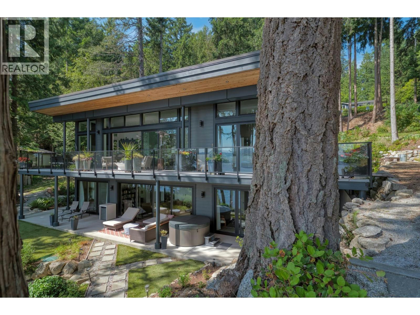 6043 Coracle Drive, Sechelt, BC, V7Z 0C9