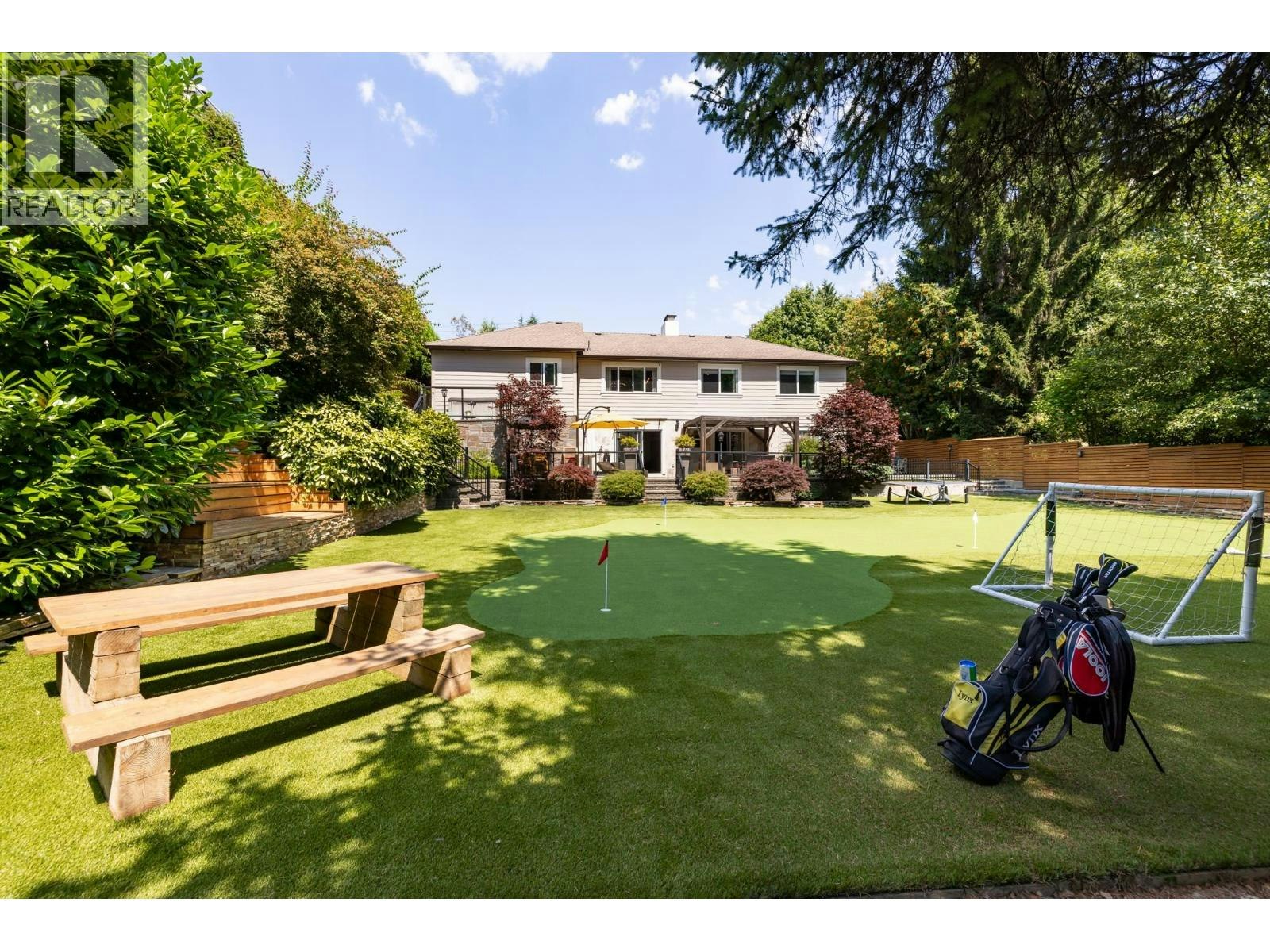 1924 Fulton Avenue, West Vancouver, BC, V7V 1S9 - 35