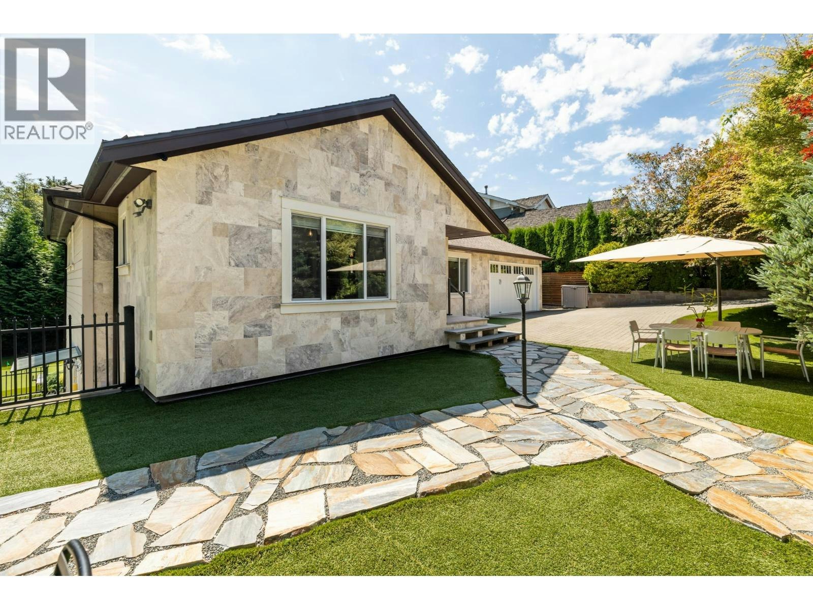 1924 Fulton Avenue, West Vancouver, BC, V7V 1S9 - 27