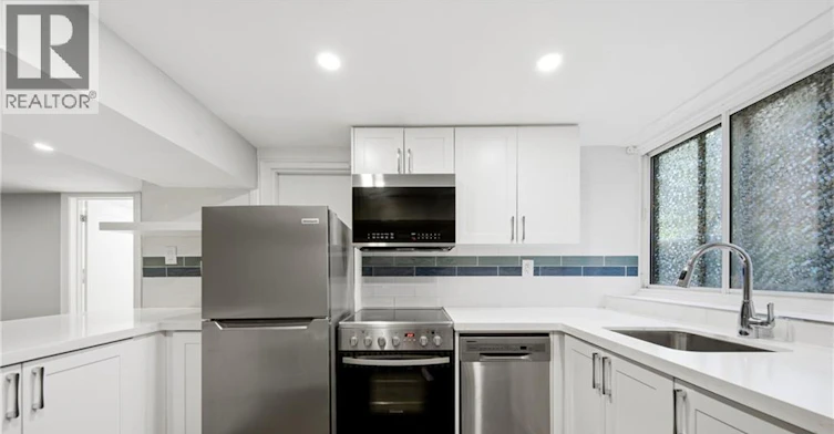 3R-1 Kingswood Road, Toronto, ON, M4E 3N4 - 6