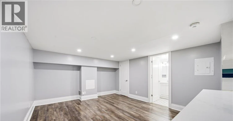 3R-1 Kingswood Road, Toronto, ON, M4E 3N4 - 7