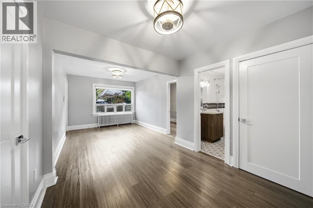 7M-1 Kingswood Road, Toronto, ON, M4E 3N4 - 11