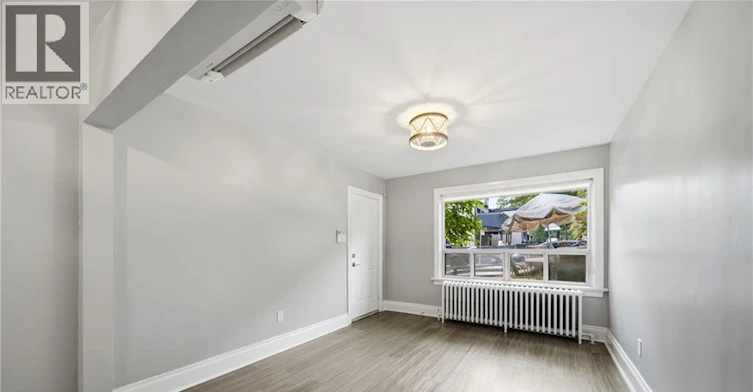 7M-1 Kingswood Road, Toronto, ON, M4E 3N4 - 10