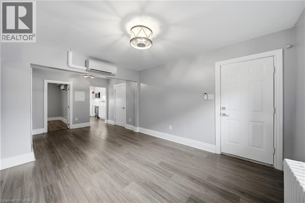 7M-1 Kingswood Road, Toronto, ON, M4E 3N4 - 9