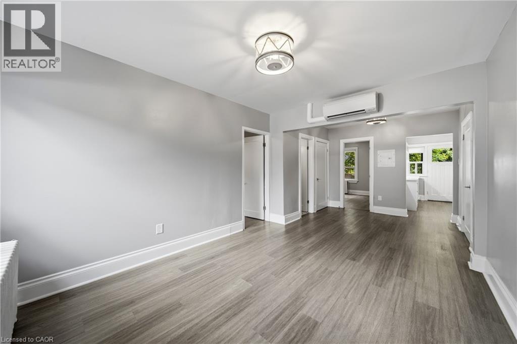 7M-1 Kingswood Road, Toronto, ON, M4E 3N4 - 7