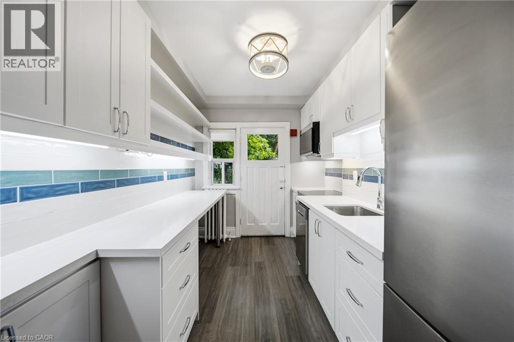 7M-1 Kingswood Road, Toronto, ON, M4E 3N4 - 15