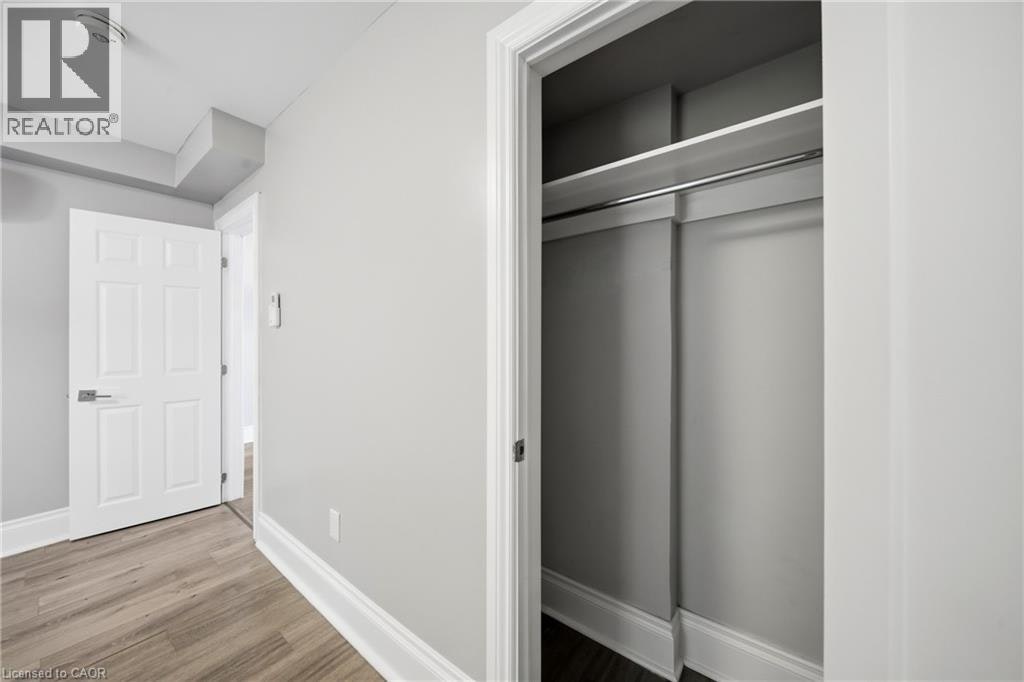 7M-1 Kingswood Road, Toronto, ON, M4E 3N4 - 24