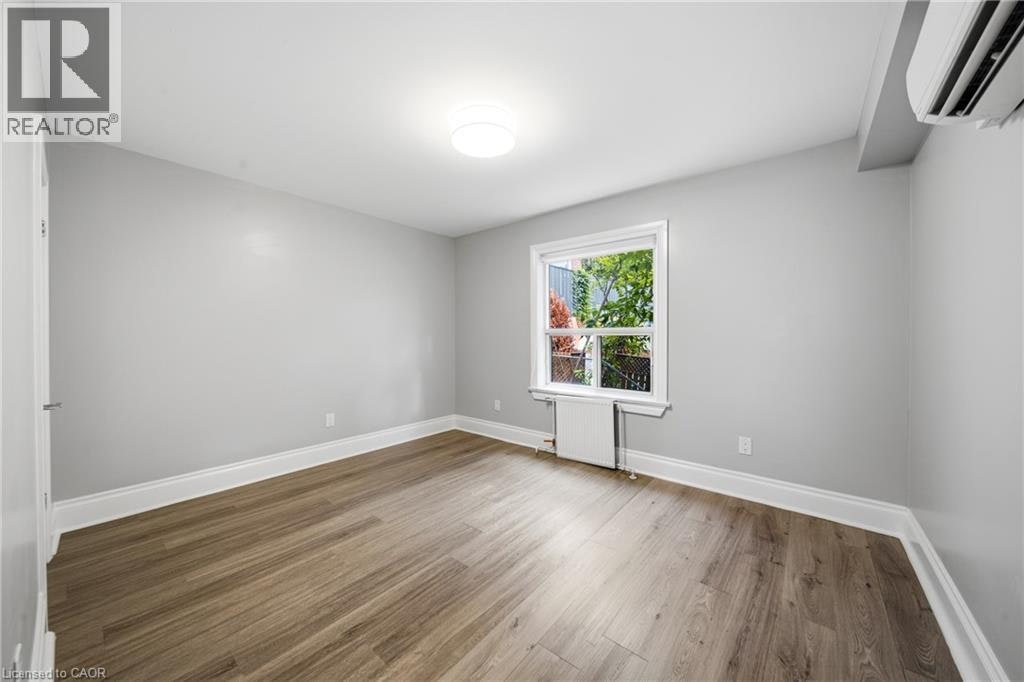 7M-1 Kingswood Road, Toronto, ON, M4E 3N4 - 21