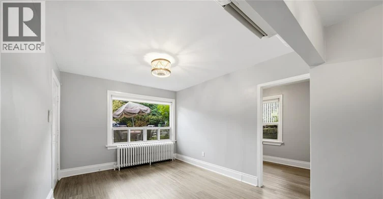 7M-1 Kingswood Road, Toronto, ON, M4E 3N4 - 13